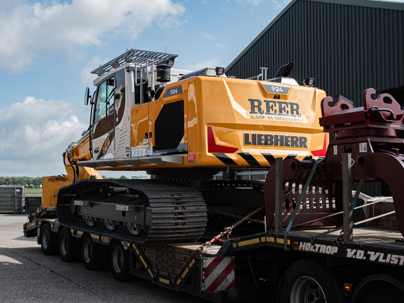 Nieuwe Liebherr R924 G8